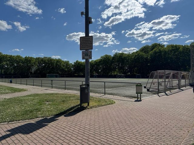 84.000 Euro für Kunstrasenplatz im Römerstadion Ladenburg